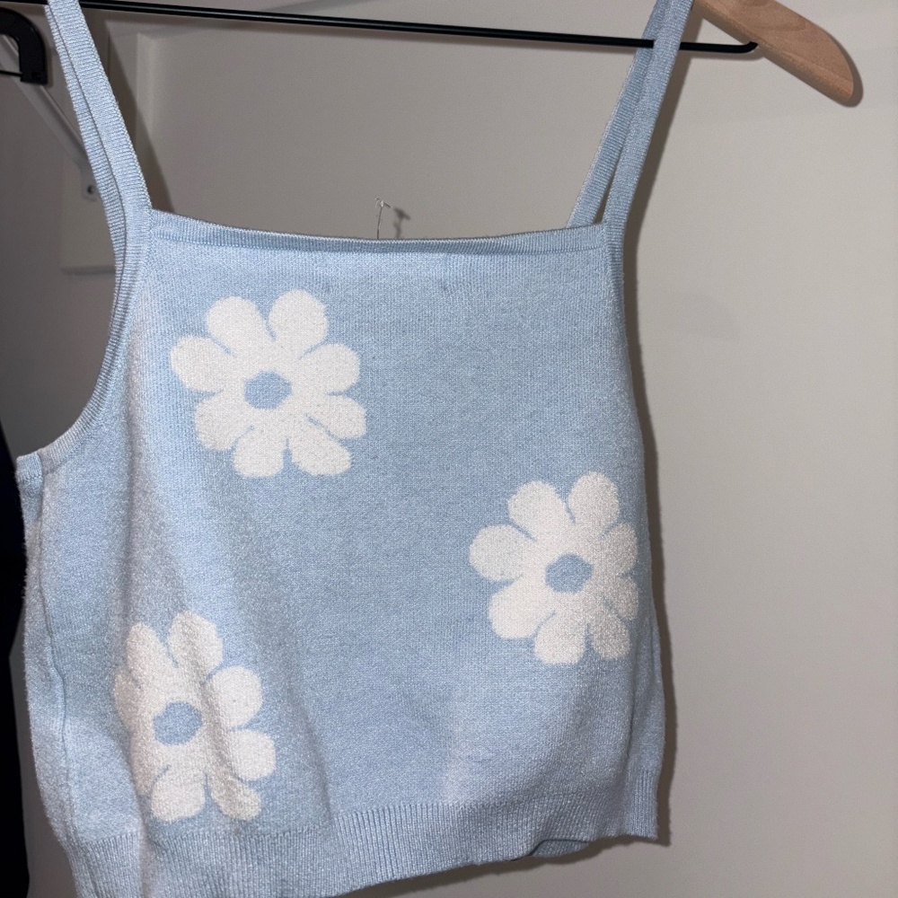 Peach Love Blue Daisy Knit Tank Top, Size S